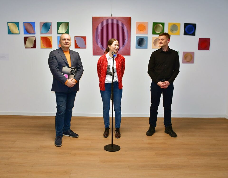 Geometrija folklornog koda