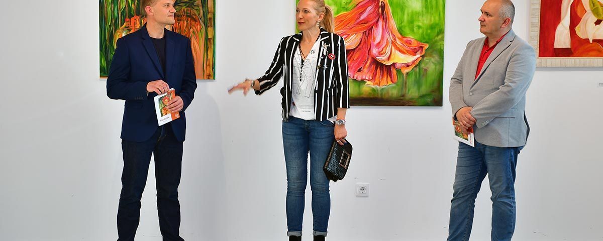 Izložba „Buđenje“ autorice ZaneSuArt